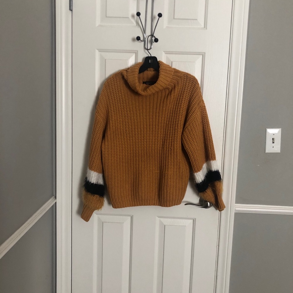 Yellow sweater